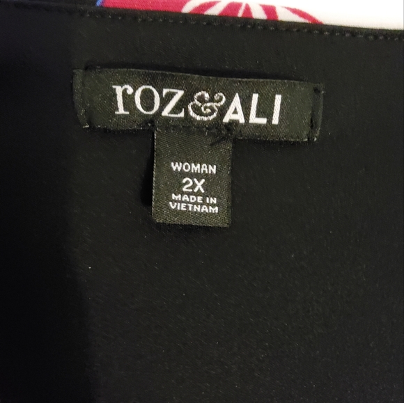 ROZ & ALLI WOMAN 2X FLORAL PRINT SHIFT DRESS COLD SHOULDER SCOOP NECK - Picture 7 of 9